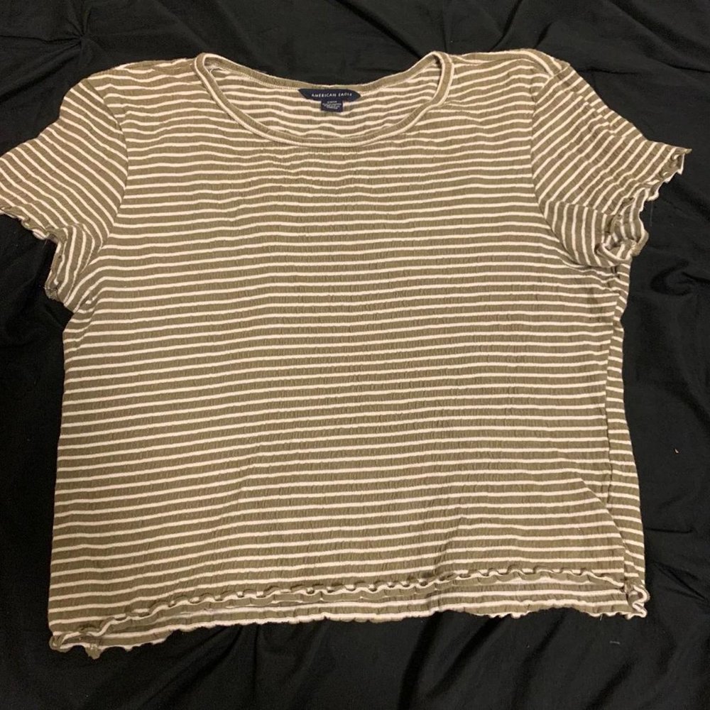 American Eagle Outfitters Women's Green Shirt